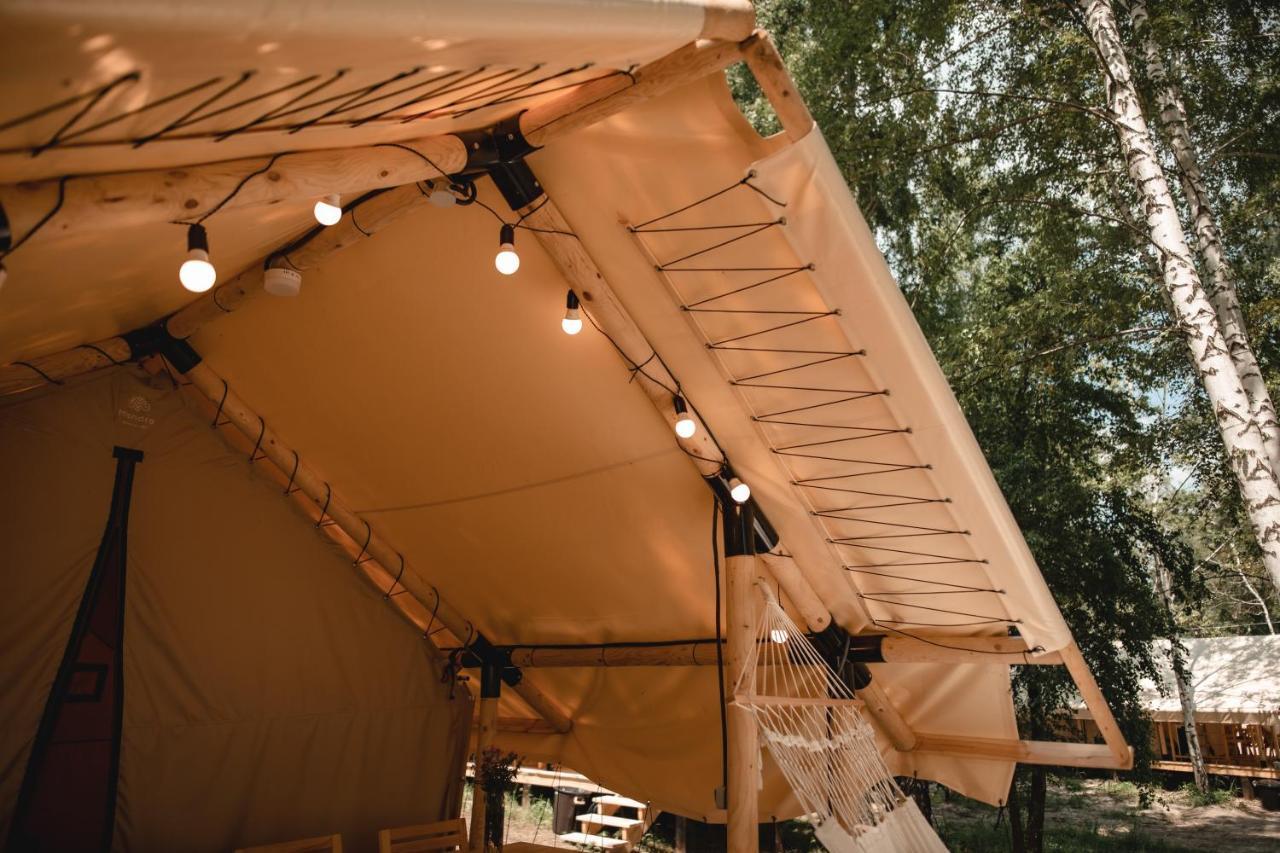 Hotel Glamping Mandra Kanev à Leplyavo Extérieur photo