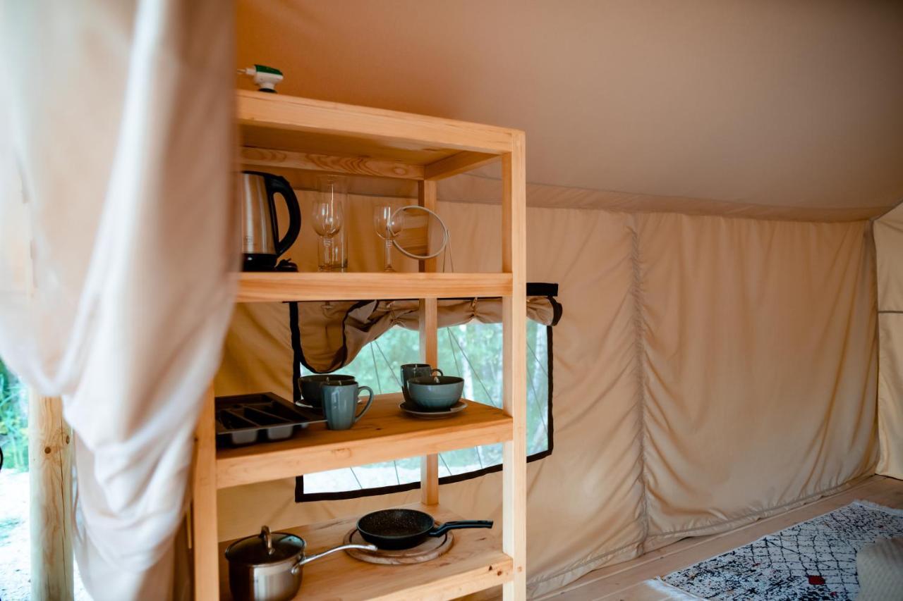 Hotel Glamping Mandra Kanev à Leplyavo Extérieur photo