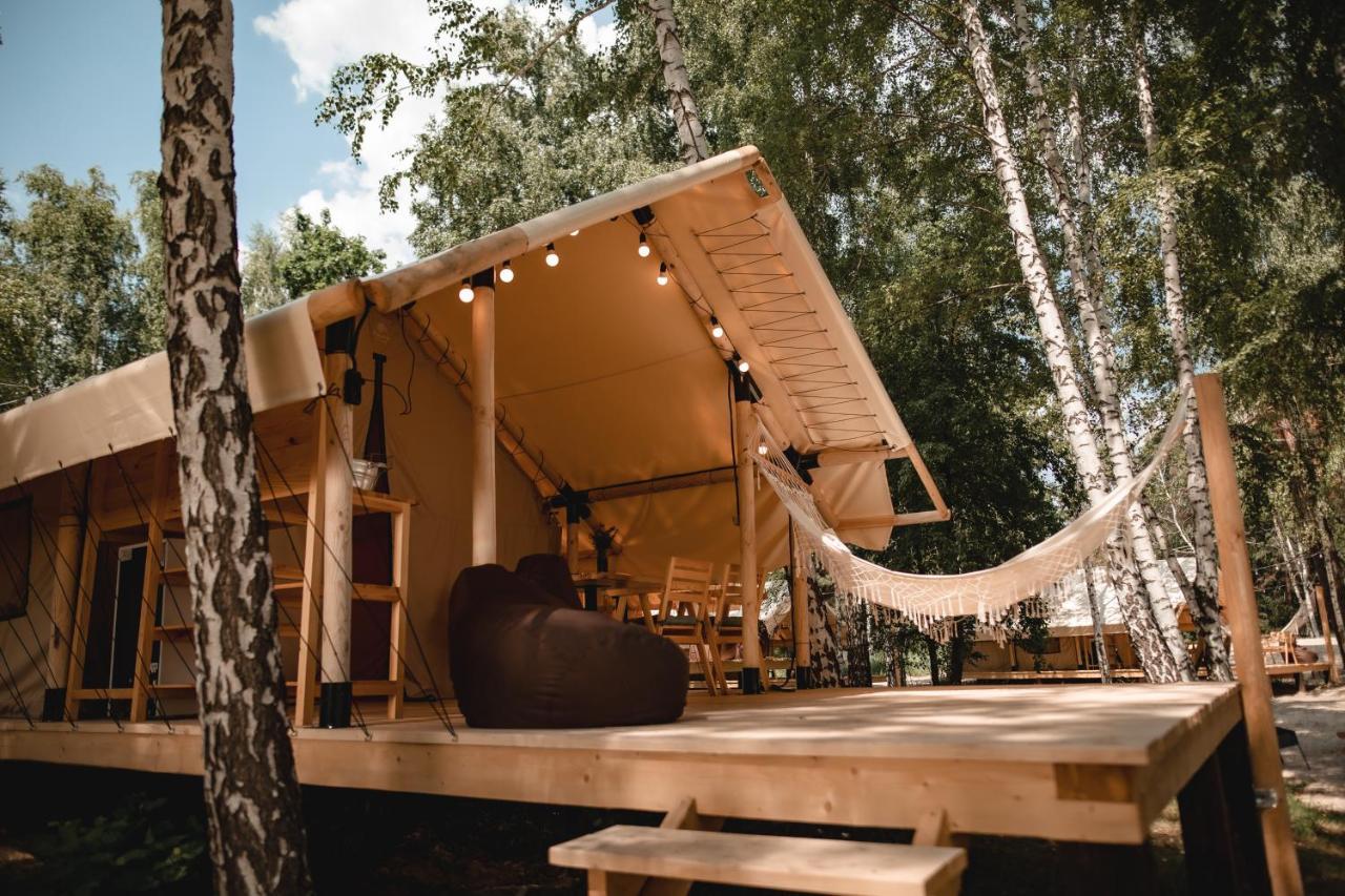 Hotel Glamping Mandra Kanev à Leplyavo Extérieur photo
