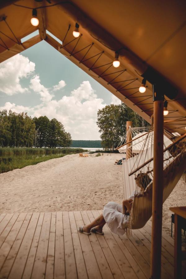 Hotel Glamping Mandra Kanev à Leplyavo Extérieur photo