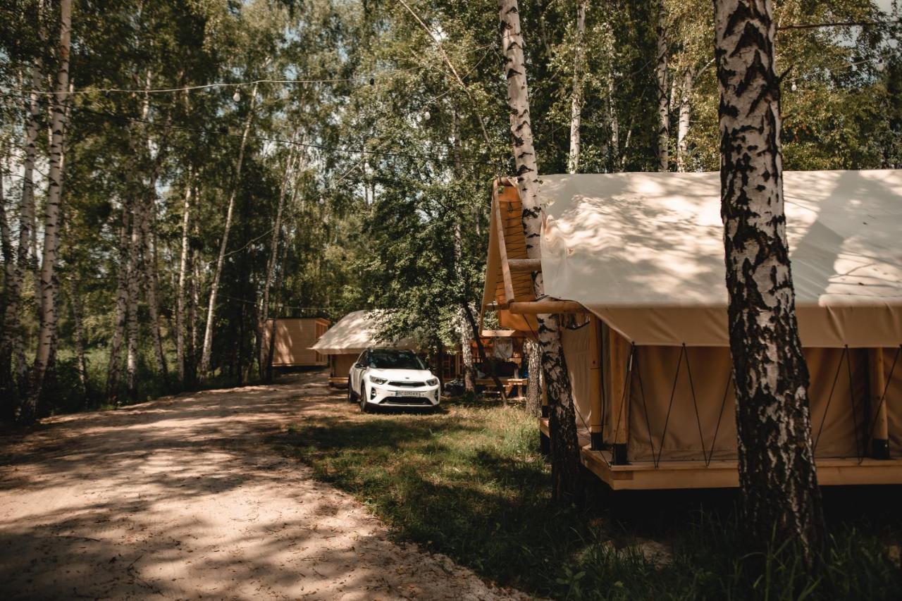Hotel Glamping Mandra Kanev à Leplyavo Extérieur photo